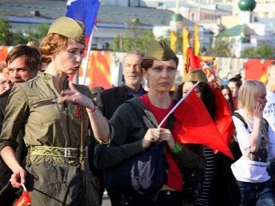 На гуляниях 9 мая. Публикуется в блоге автора